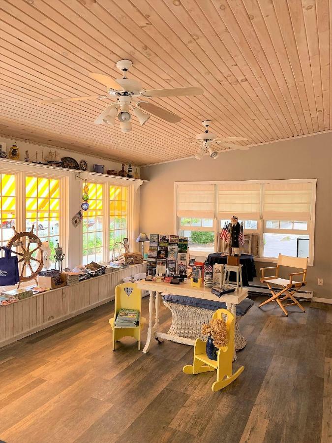 Admiral Motel Lake George Bagian luar foto